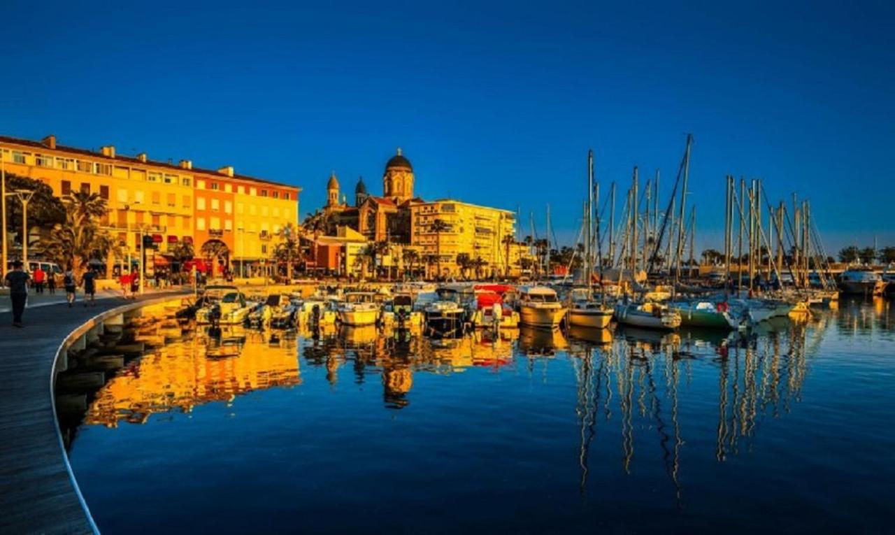 "Ausoleil" 2 Pieces Cosy Ensoleille, Tout A Pied, 50 M Du Vieux Port Saint-Raphaël Exteriör bild